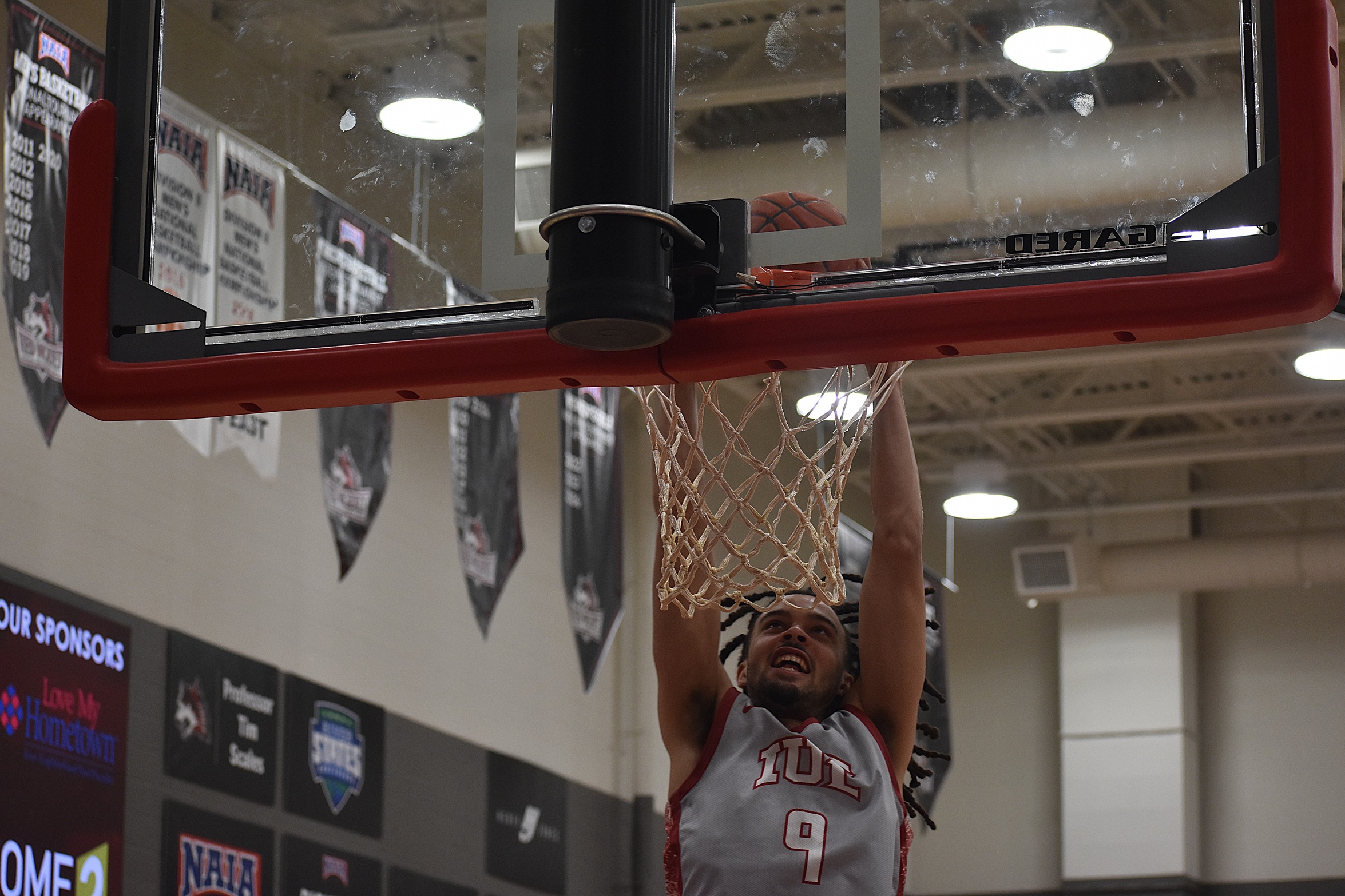 Men's Basketball: IU East at SMWC Preview