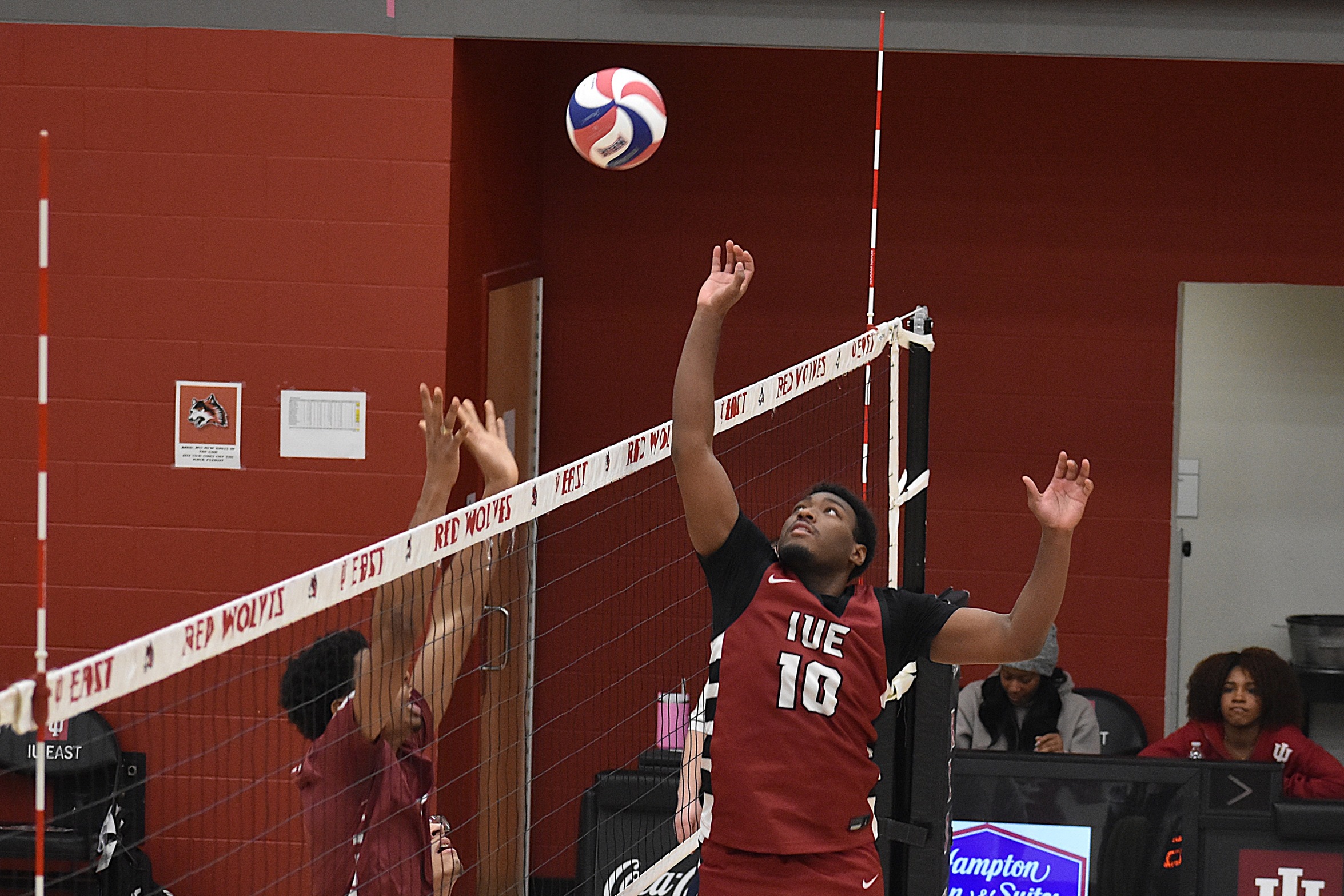 Men's Volleyball: SMWC at IU East Preview