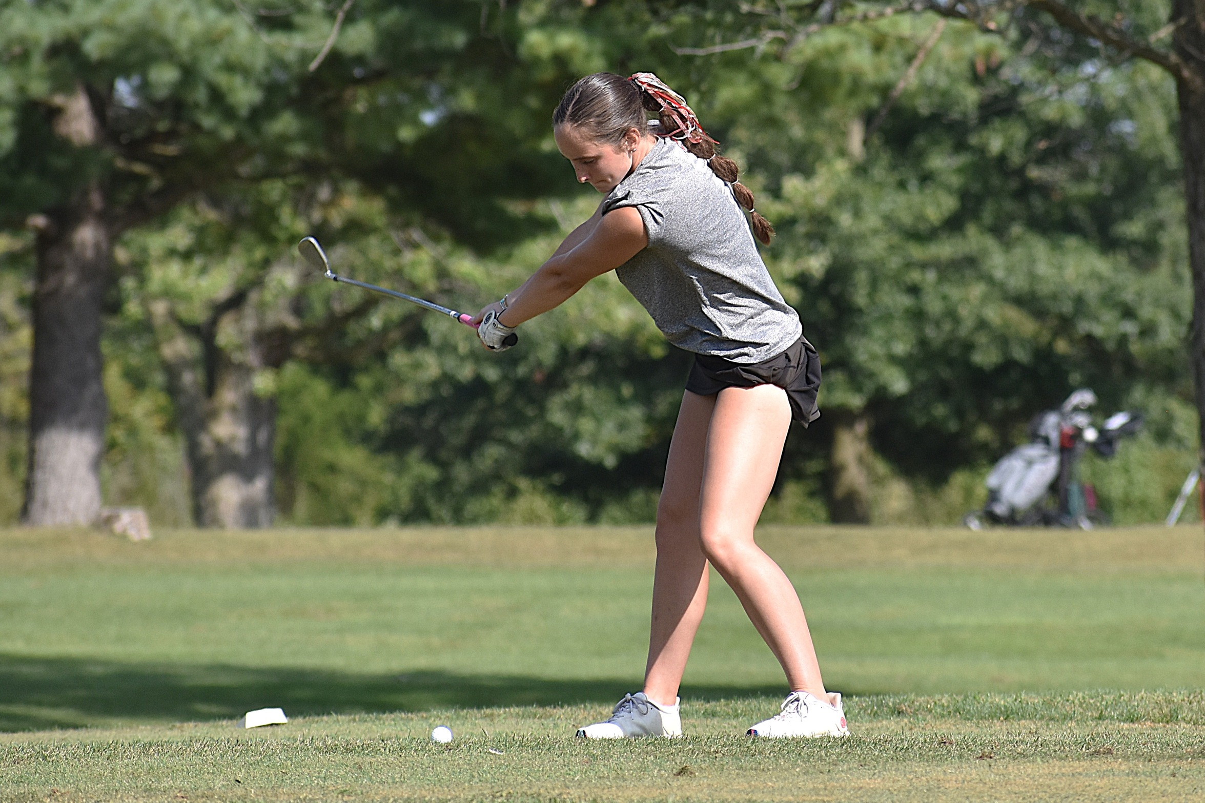 Women's Golf: Red Wolves Lead IUK Spring Shootout